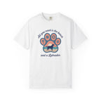 White t-shirt with beach and Labrador graphic, perfect for dog lovers and summer adventures.