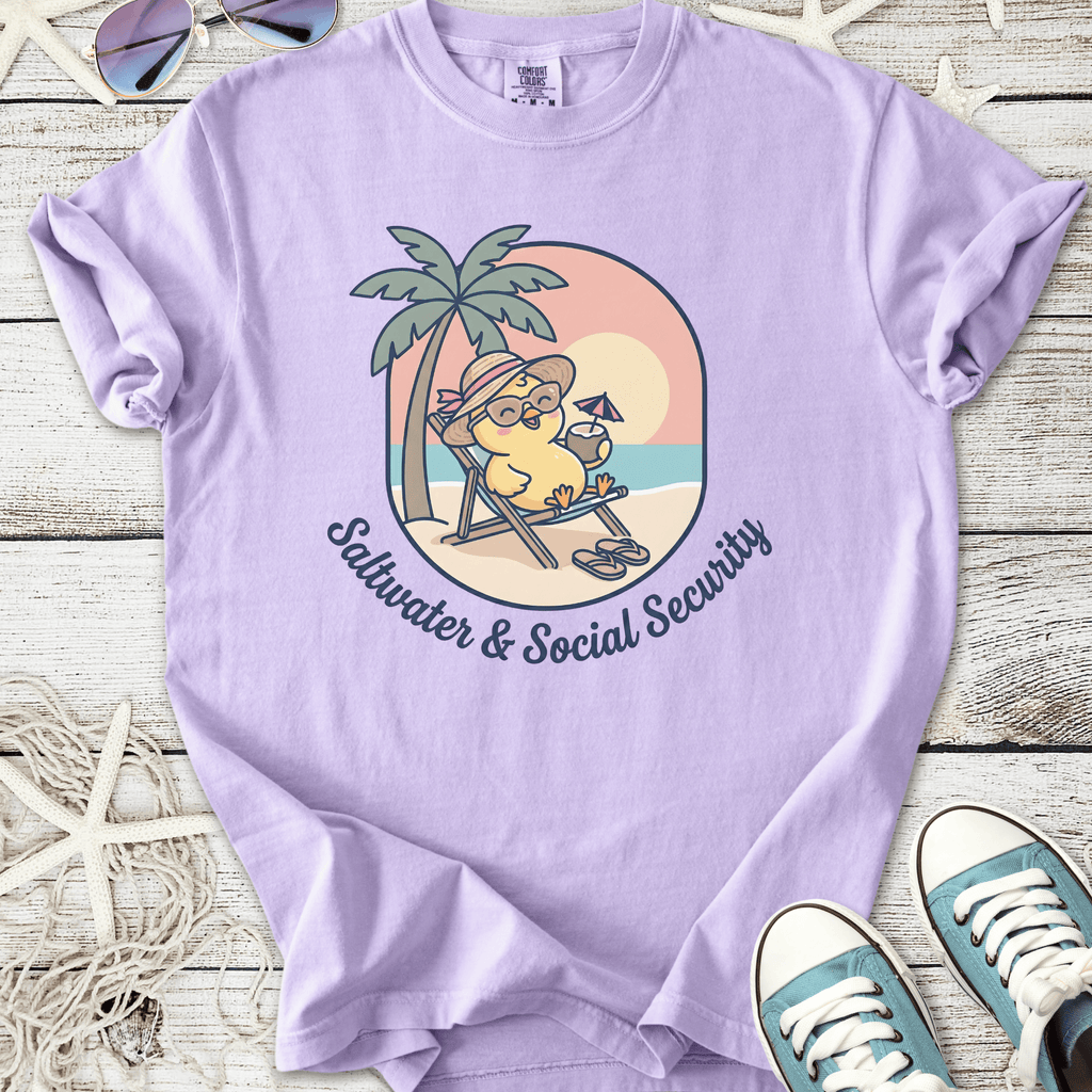 Light purple t-shirt with a playful graphic of a bird relaxing on a beach, perfect for summer vibes.