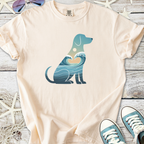 Light beige t-shirt with a blue wave dog graphic, perfect for pet lovers and beach enthusiasts.